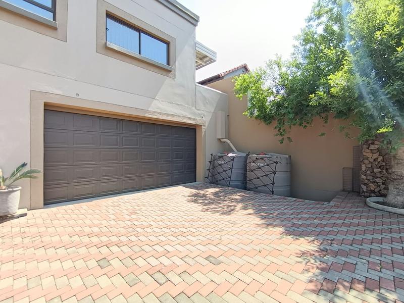 4 Bedroom Property for Sale in Hartbeespoort Dam Nature Reserve North West